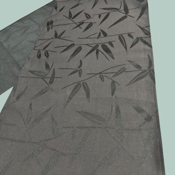 Two Tone Black Bamboo Leaf Patterned Table Runner Asian Flair 14" x 72" Elegant - Picture 2 of 8